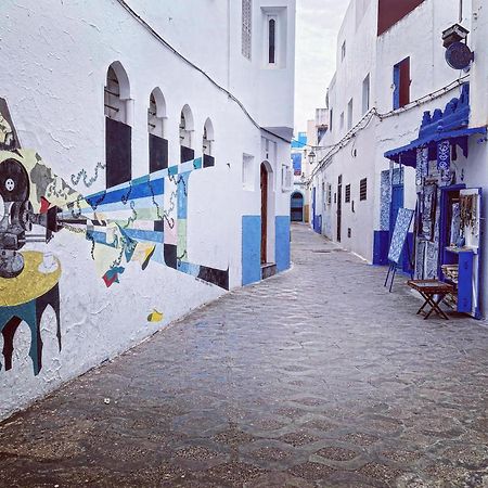 Darmimouna Asilah Buitenkant foto
