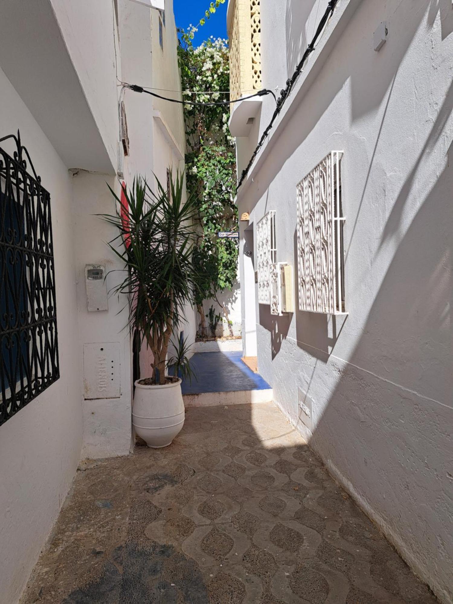 Darmimouna Asilah Buitenkant foto